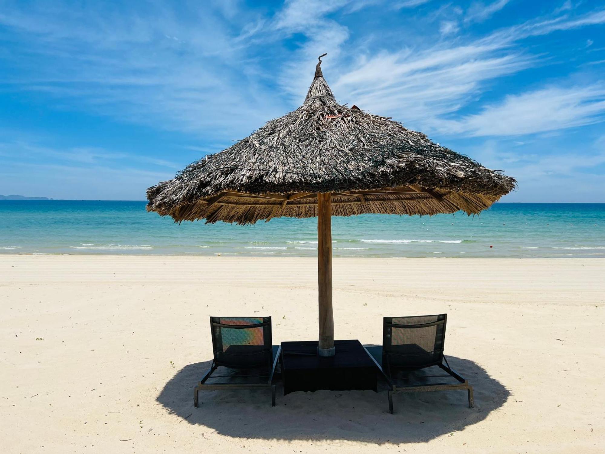 Sea View Villa In Wyndham Garden Cam Ranh Nha Trang Esterno foto